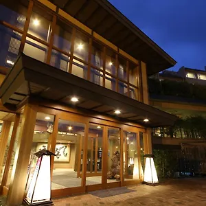 强罗洞爷湖町传统日式旅馆 4* Toyako